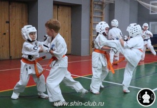 тренировка Киокушинкай 2016 ударов (200)