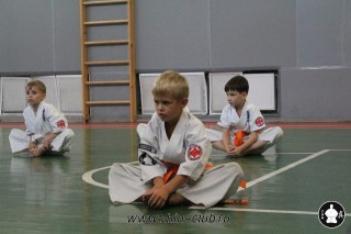 karate-detyam-v-krasnogvardeyskom-rayone-10