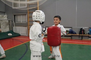 karate-detyam-v-krasnogvardeyskom-rayone-30