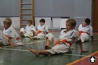 karate-detyam-v-krasnogvardeyskom-rayone-8