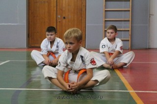 karate-detyam-v-krasnogvardeyskom-rayone-9