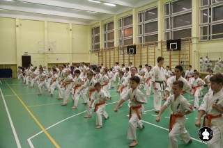 uchebnyie-zanyatiya-po-karate-115