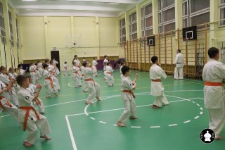 uchebnyie-zanyatiya-po-karate-123