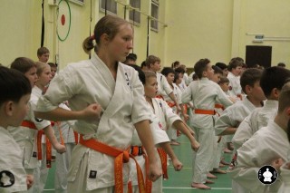 uchebnyie-zanyatiya-po-karate-29